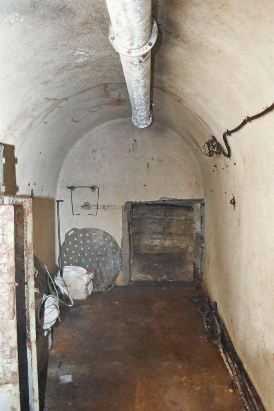 Ligne Maginot - HAUT POIRIER - (Ouvrage d'infanterie) - Bloc 3
Chambre au pied du bloc avec un début de construction de sortie ? - Daniel Froehly
