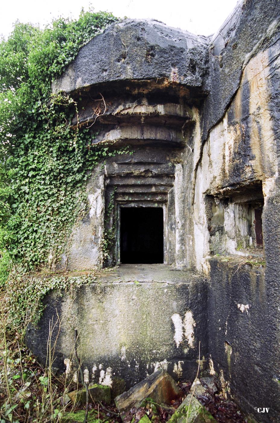 Ligne Maginot - FORT DE MAULDE EST - (Casemate d'artillerie) -  - Lia VERMEULEN