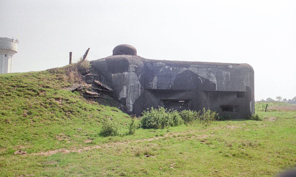 Ligne Maginot - TRINQUETTE - (Casemate d'infanterie - Simple) -  - Valentin Hemmert