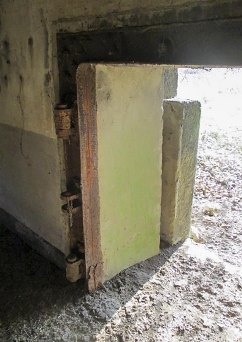 Ligne Maginot - RODIGNIES EST - (Casemate d'infanterie - Double) - Entrée matériel - Smardz Félix