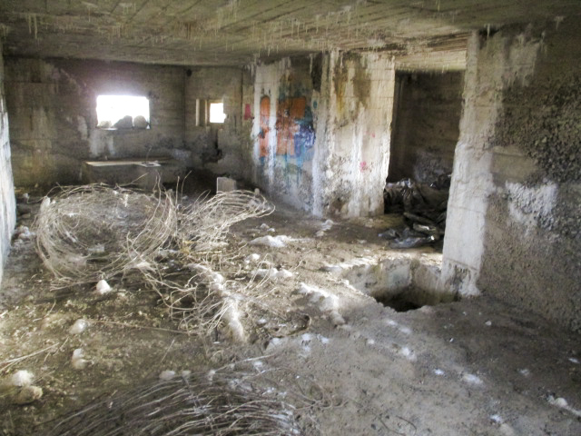 Ligne Maginot - A58 - JENLAIN OUEST - (Blockhaus lourd type STG / STG-FCR - Double) - Intérieur du blockhaus. - Smardz Félix