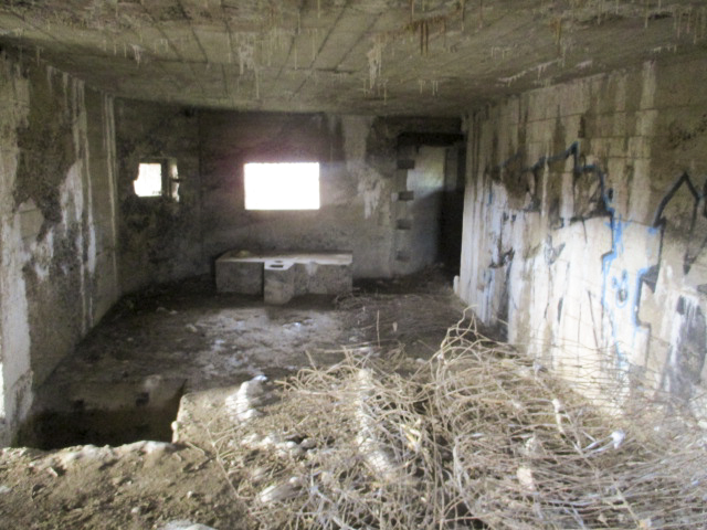 Ligne Maginot - A58 - JENLAIN OUEST - (Blockhaus lourd type STG / STG-FCR - Double) - Intérieur du blockhaus. - Smardz Félix