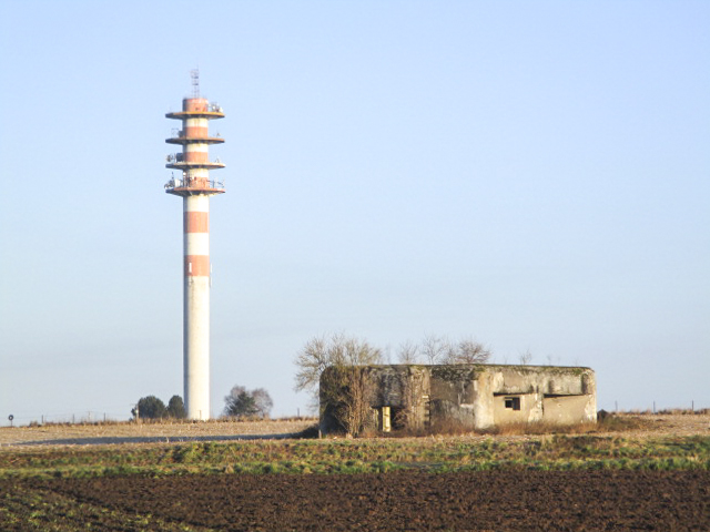 Ligne Maginot - A64 - QUATRE VENTS - (Blockhaus lourd type STG / STG-FCR - Double) - Le blockhaus dans son environnement - Smardz Félix