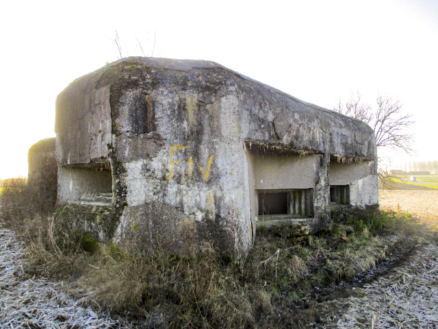 Ligne Maginot - A64 - QUATRE VENTS - (Blockhaus lourd type STG / STG-FCR - Double) - L'orillon entre l'observatoire et les chambres de tir nord-ouest - Smardz Félix