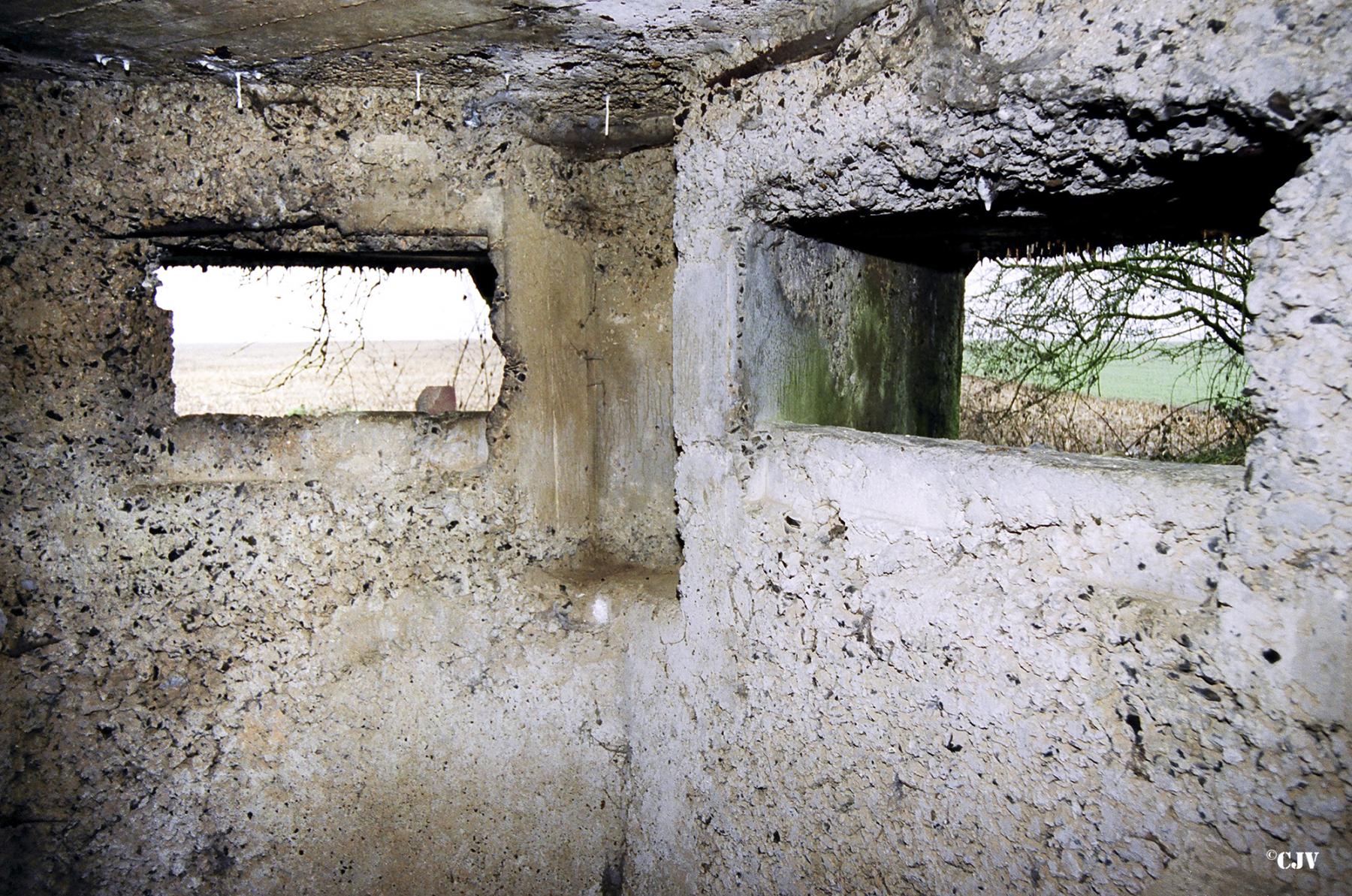 Ligne Maginot - A69 - PAVOT - (Blockhaus lourd type STG / STG-FCR - Double) - Les créneaux d'observation - Caspar Vermeulen