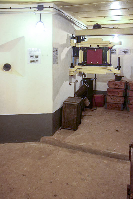 Ligne Maginot - CIMETIERE DU MONT DES BRUYERES - C2 - (Casemate d'infanterie) -  - JMBrams