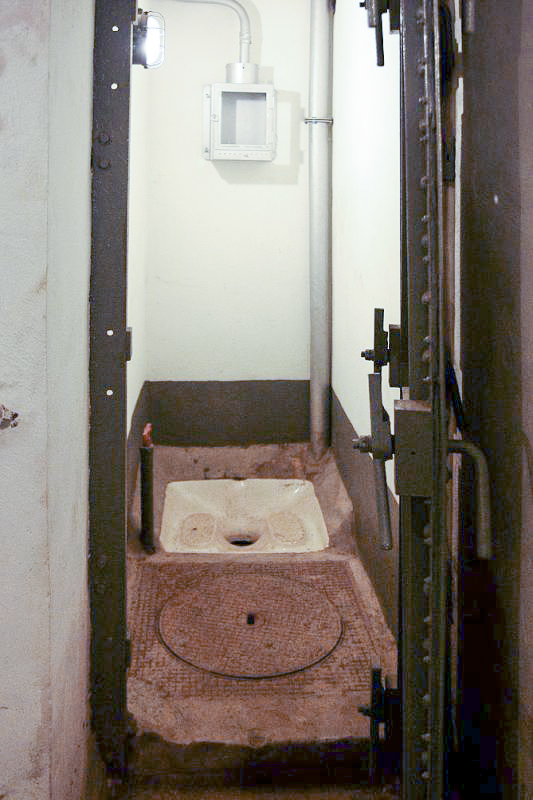 Ligne Maginot - CIMETIERE DU MONT DES BRUYERES - C2 - (Casemate d'infanterie) -  - JMBrams