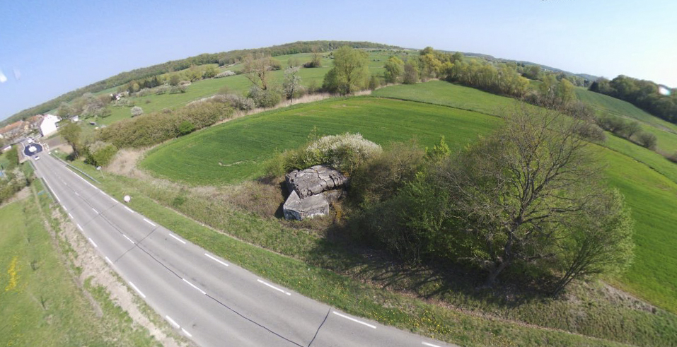 Ligne Maginot - C15N - LA BARRIERE 1 - (Blockhaus pour canon) - Vue aérienne - jin jac