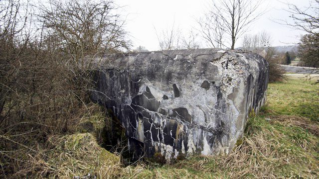 Ligne Maginot - M113N - LA BARRIERE 2 - (Blockhaus pour arme infanterie) - L'entrée - Association Les Bergers des Pierres