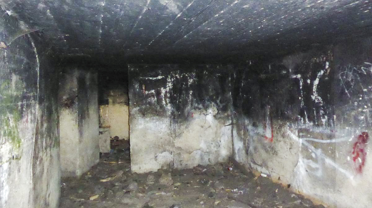 Ligne Maginot - B448 - QUATRE CHASSES (PDS) - (Abri actif) - Local abri du PdS, pris vers partie active - François VILLARS