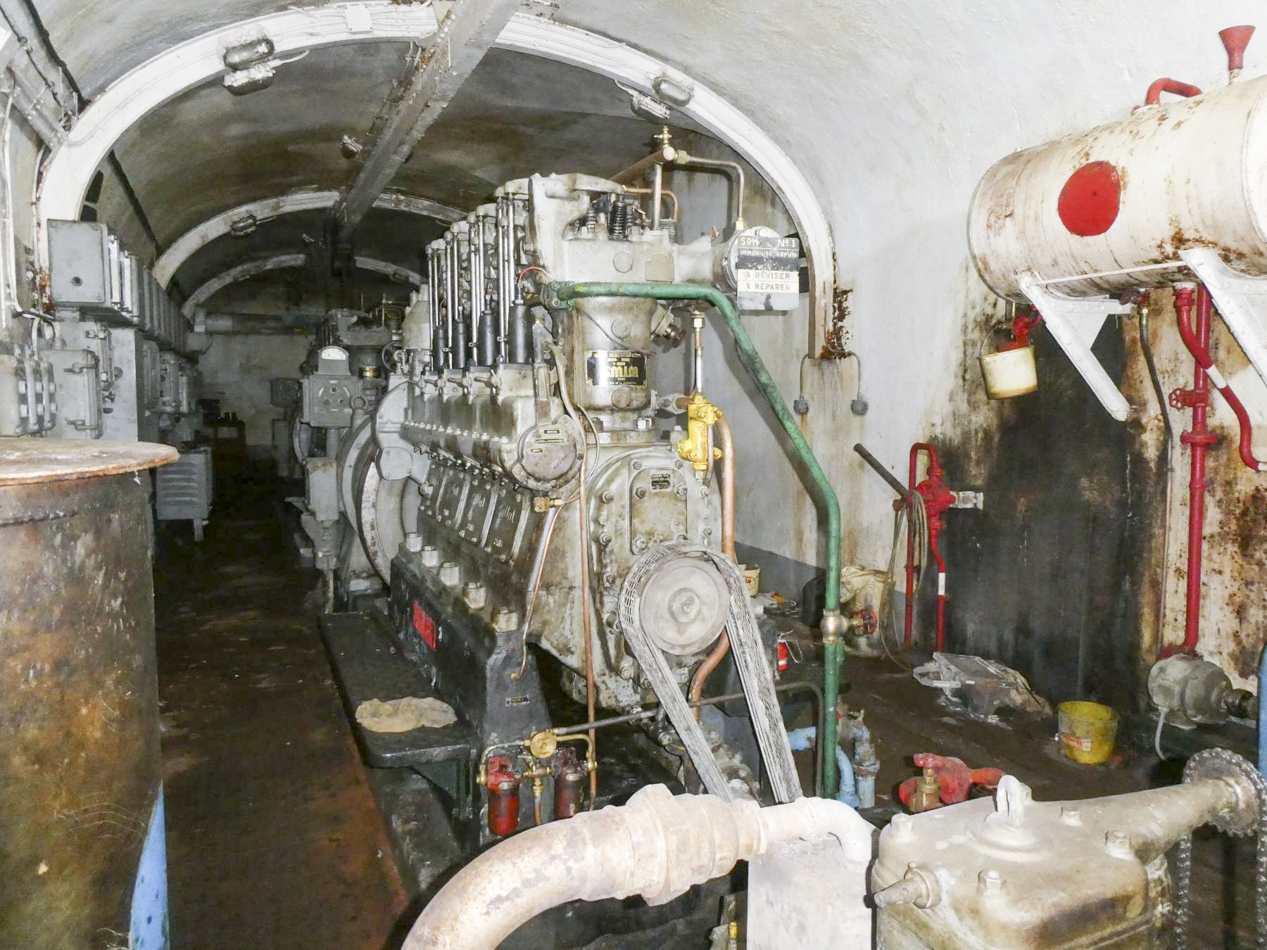 Ligne Maginot - SAINTE AGNES (SAG) - EO9 - (Ouvrage d'artillerie) - L'usine électrique - Daniel ELLENA - Philippe CUNY
