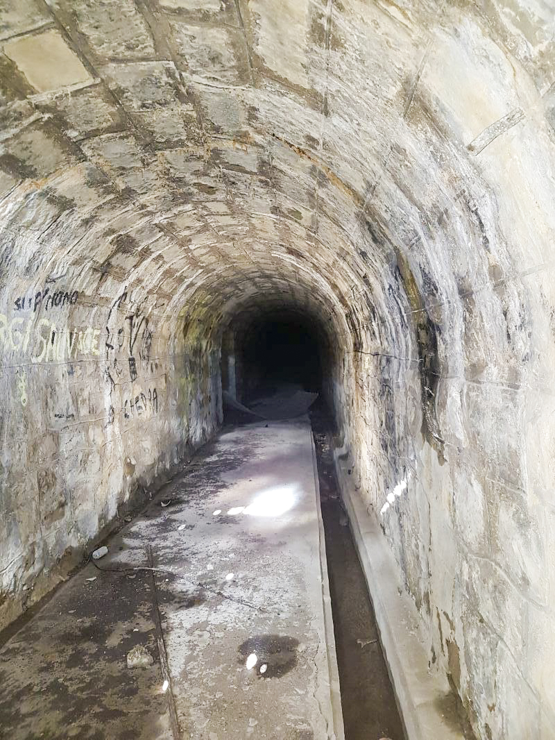 Ligne Maginot - CAMP D'ARGENT - COL DE TURINI - (Dépôt de Munitions) - Intérieur
Alvéole droite - Ellena-Cuny