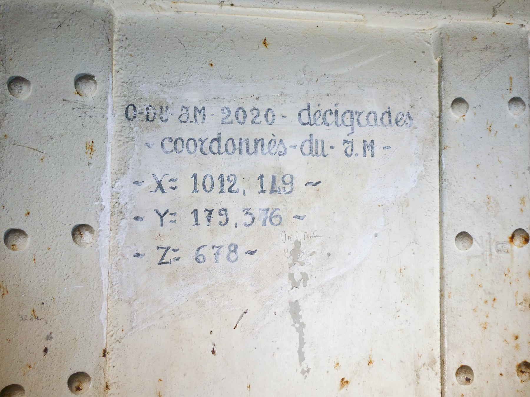 Ligne Maginot - SAINTE AGNES (SAG) - EO9 - (Ouvrage d'artillerie) - Bloc 2
Créneau JM - Daniel ELLENA - Philippe CUNY