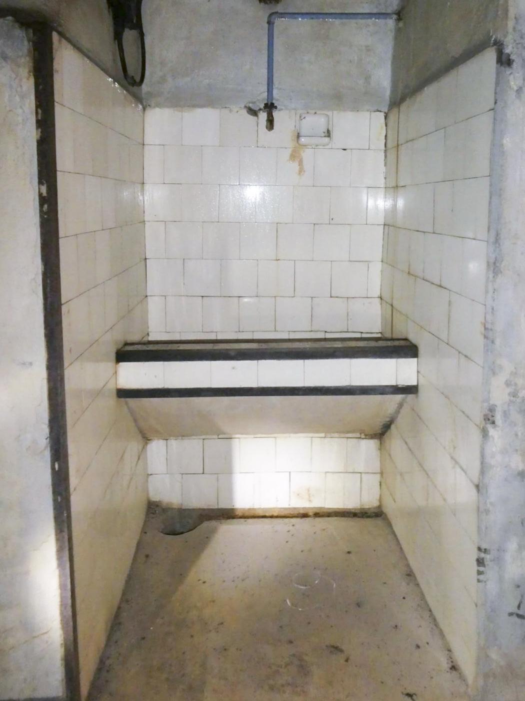 Ligne Maginot - BARBONNET (BT) - (Ouvrage d'artillerie) - Lavabos des sous-officiers - Daniel ELLENA - Philippe CUNY