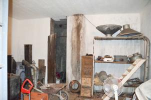 Ligne Maginot - 87 - VERNES - (Casemate d'infanterie) - Salle de l'étage inférieur
Au fond le même puits que celui de la cloche GFM, mais fermé par la dalle du plafond.