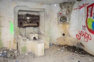 Ligne Maginot - B491 - NOTRE DAME - (Blockhaus pour canon) - 