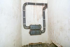 Ligne Maginot - ROCHE LA CROIX (RLC) - (Ouvrage d'artillerie) - Central téléphonique
Les deux panneaux muraux pour 32 abonnés chacun