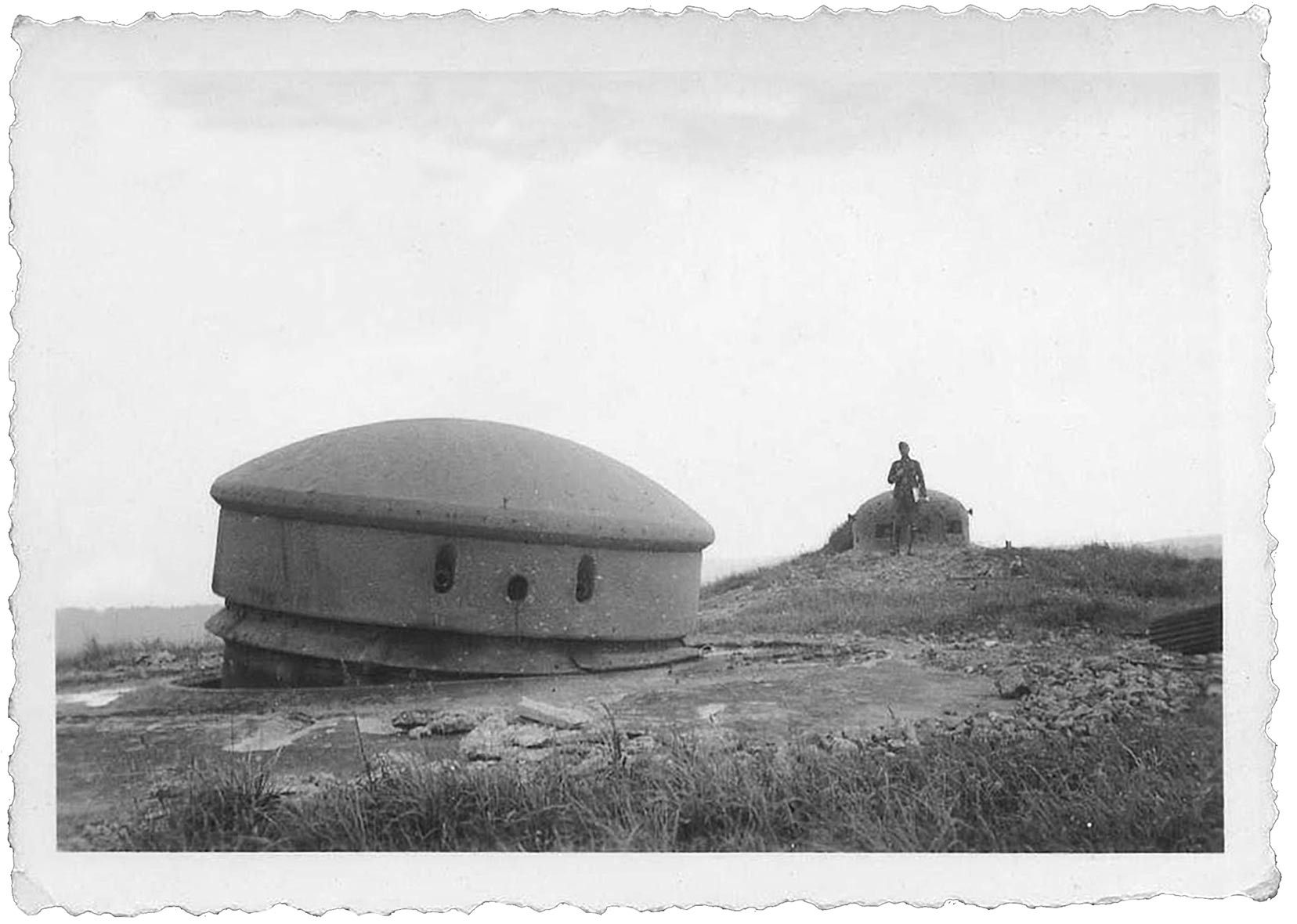 Ligne Maginot - VELOSNES - (Ouvrage d'artillerie) - Bloc 5
La tourelle de 75 mle 33 déchaussée de son avant cuirasse - Inconnu