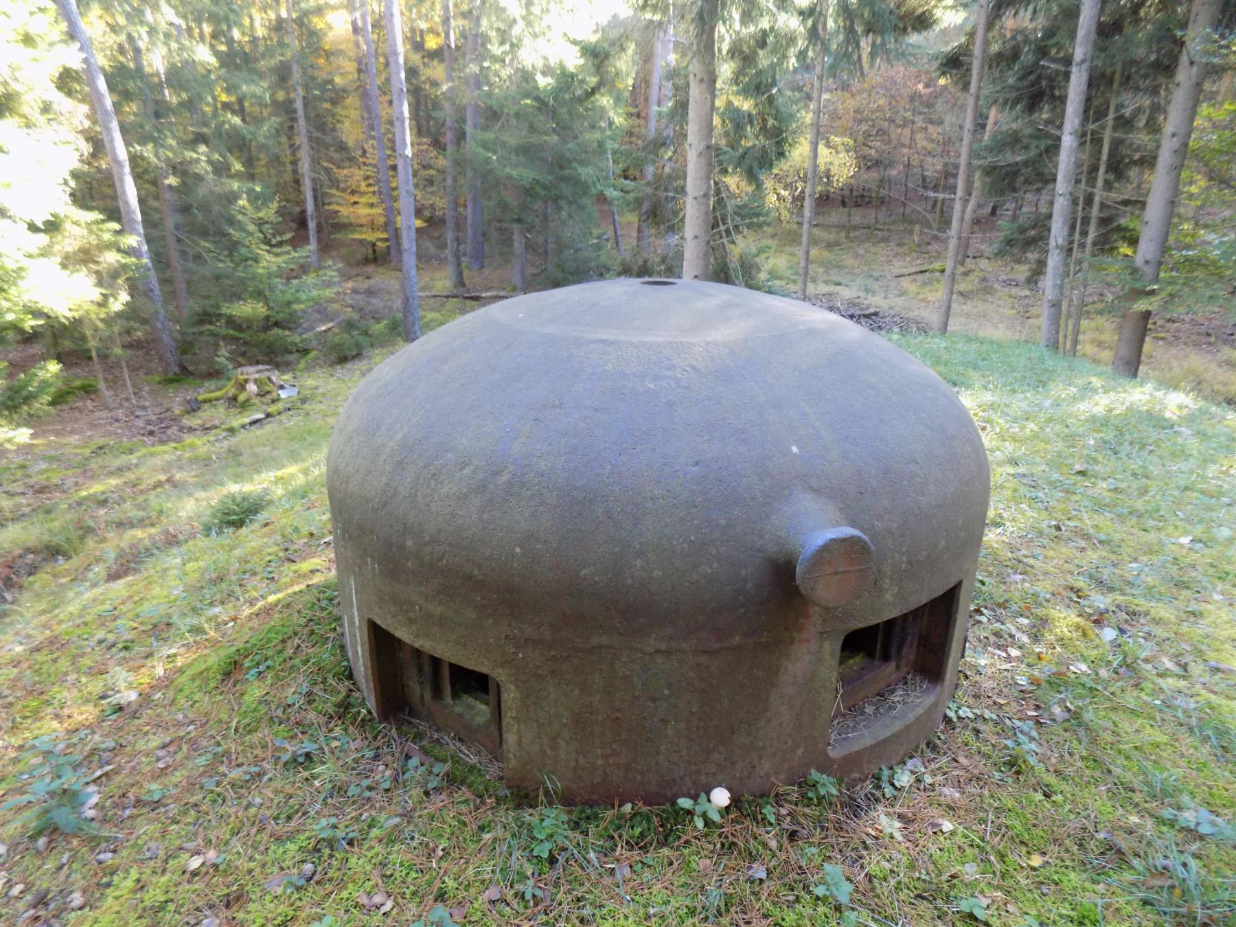 Ligne Maginot - BIESENBERG 1 - (Blockhaus pour arme infanterie) - La cloche - luc.j