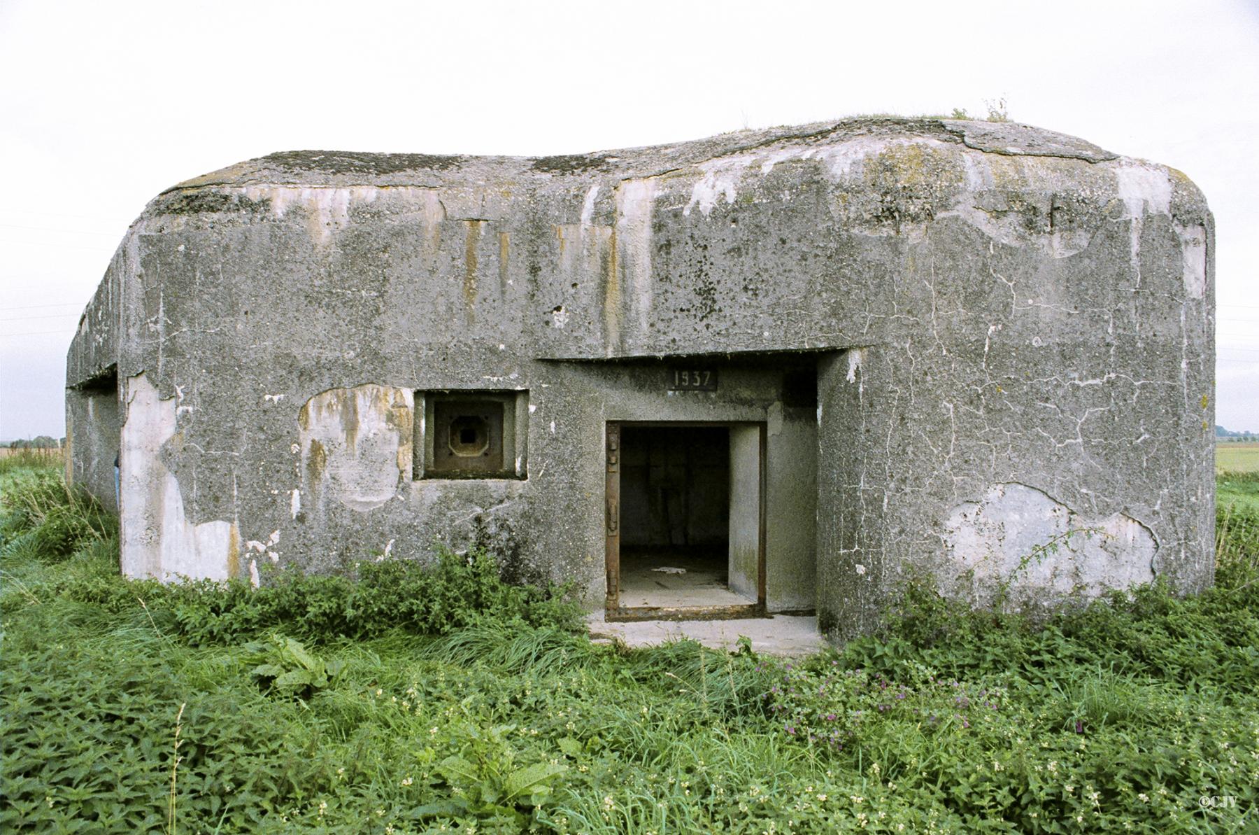 Ligne Maginot - B513 - WARGNIES LE GRAND - (Blockhaus pour canon) -  - Lia VERMEULEN