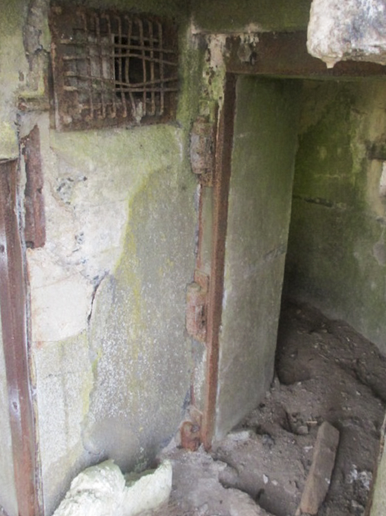 Ligne Maginot - B477 - ESTREUX NORD - (Blockhaus pour canon) - Intérieur du blockhaus. - Smardz Félix