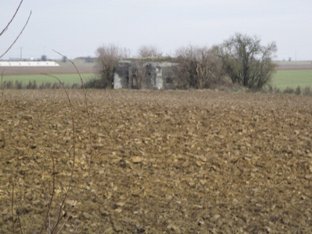 Ligne Maginot - B481 - FERME DU MOULIN - (Blockhaus pour canon) - Situé dans son environnement. - Smardz Félix
