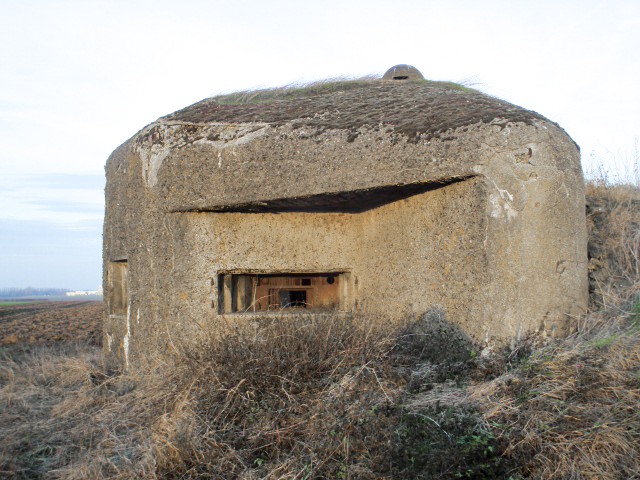Ligne Maginot - B484 - STATION DE CURGIES - (Blockhaus pour canon) -  - Smardz Félix