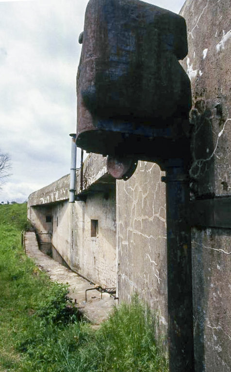 Ligne Maginot - COLMING - X33 - (Abri actif) - Projecteur - Valentin Hemmert