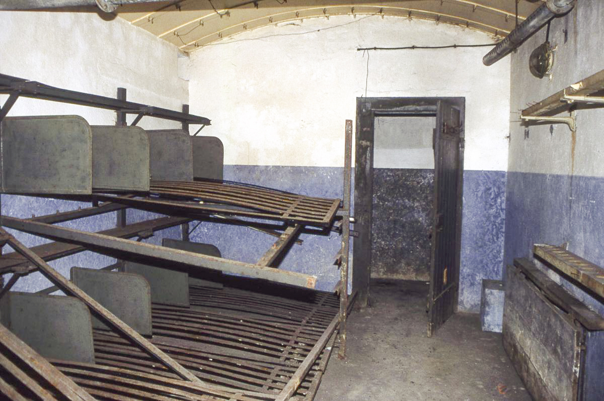 Ligne Maginot - COLMING - X33 - (Abri actif) - Chambrée - Valentin Hemmert