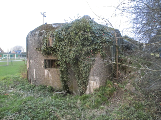Ligne Maginot - B488 - CIMETIÈRE DE CURGIES - (Blockhaus pour canon) -  - Smardz Félix