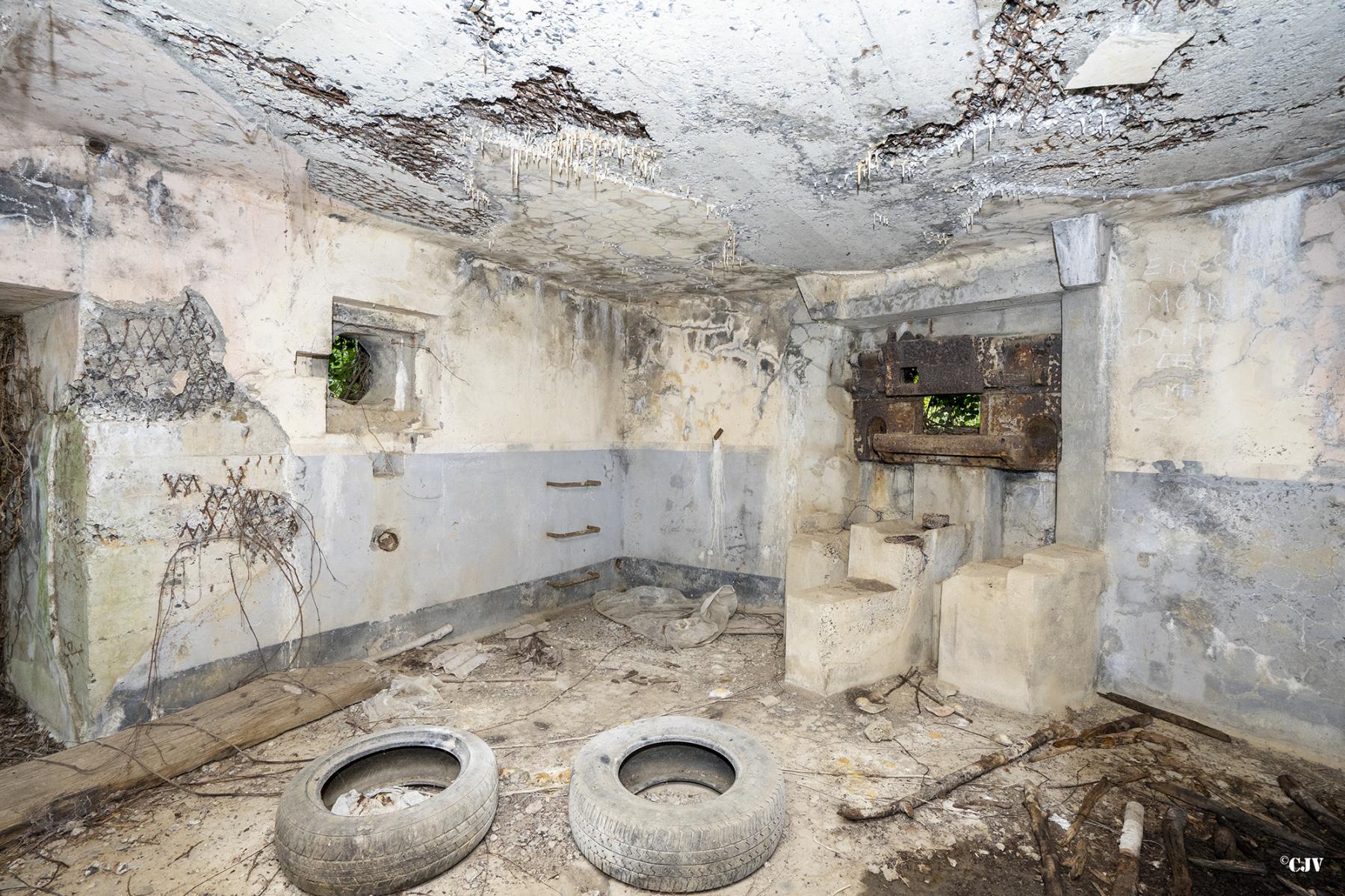 Ligne Maginot - B499 - PETITE AUNELLE - (Blockhaus pour canon) -  - Lia VERMEULEN