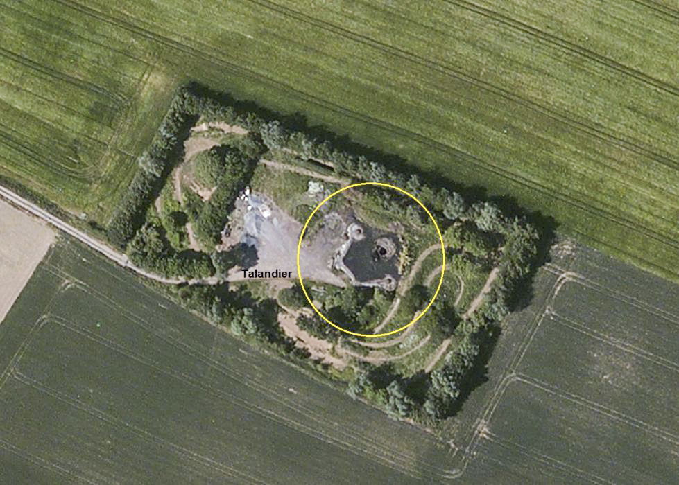 Ligne Maginot - TALANDIER - C13 - (Casemate d'infanterie - double) - Vue du ciel - Bing Sat