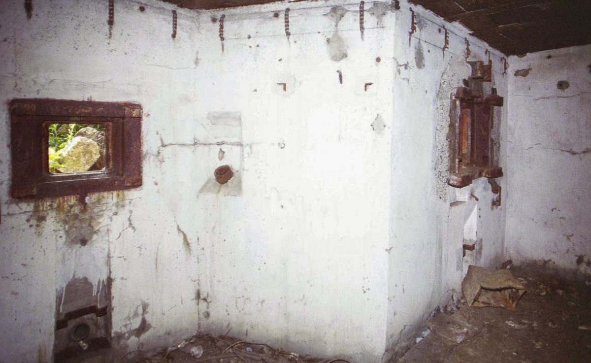 Ligne Maginot - TRIEUX D'ESCAUPONT EST - C10 - (Casemate d'infanterie) -  - Valentin Hemmert