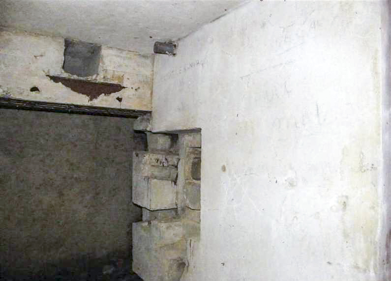 Ligne Maginot - MAISON ROUGE - (Blockhaus lourd type STG / STG-FCR - Simple) -  - © Jean-Louis AUBLET & Sylvie MAINGUIN