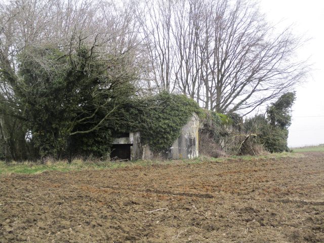 Ligne Maginot - A85 - PONT-ALLANT SUD - (Blockhaus lourd type STG / STG-FCR - Double) - Situé dans son environnement - Smardz Félix