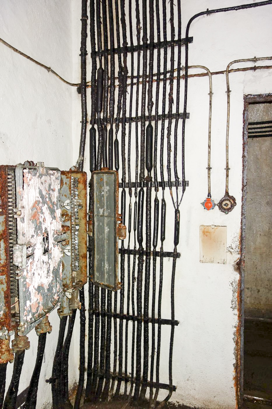 Ligne Maginot - LAVOIR - (Ouvrage d'artillerie) - Central téléphonique principal - Michel Teiten