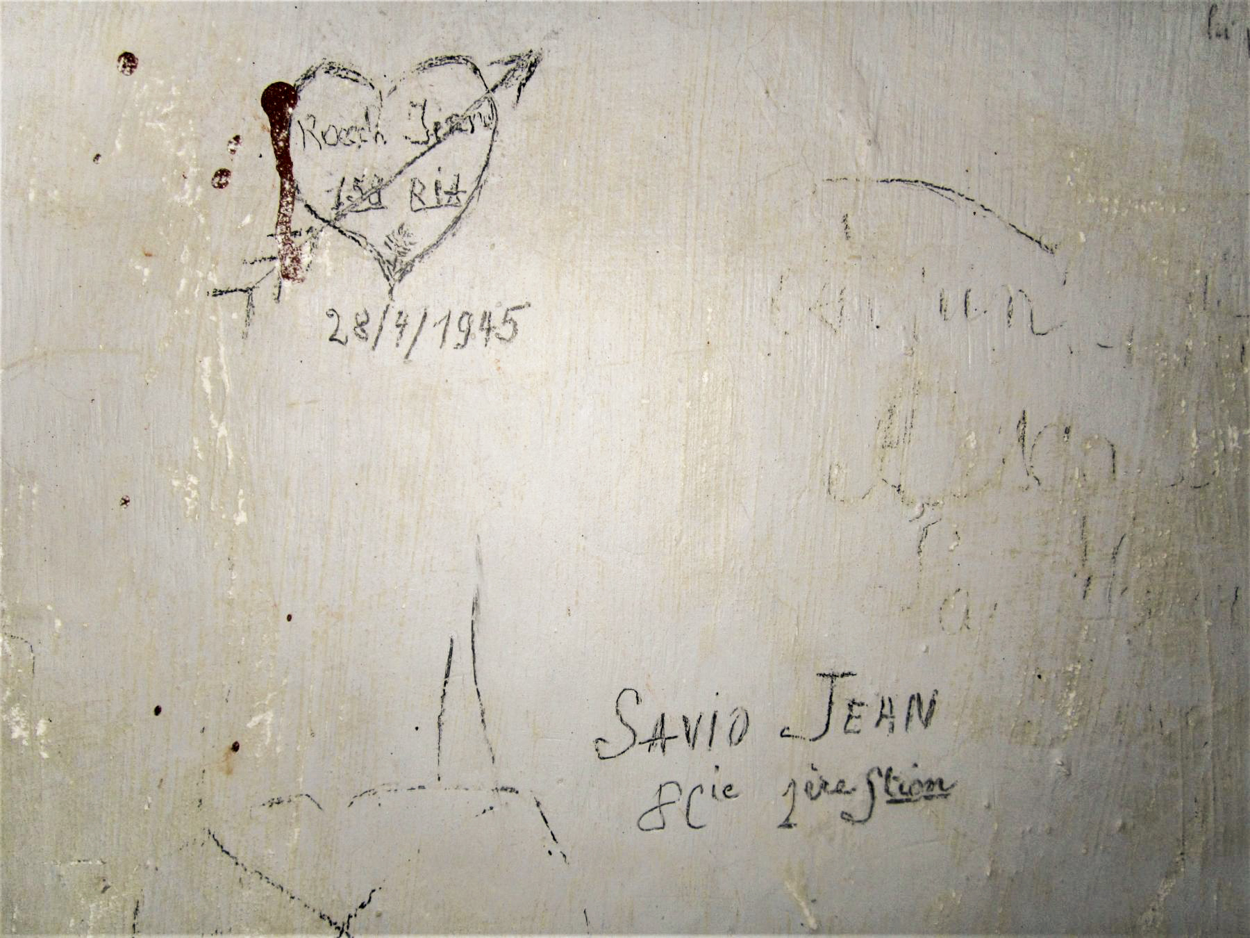 Ligne Maginot - LAVOIR - (Ouvrage d'artillerie) - Bloc 4 
Graffiti - Gregory Fuchs