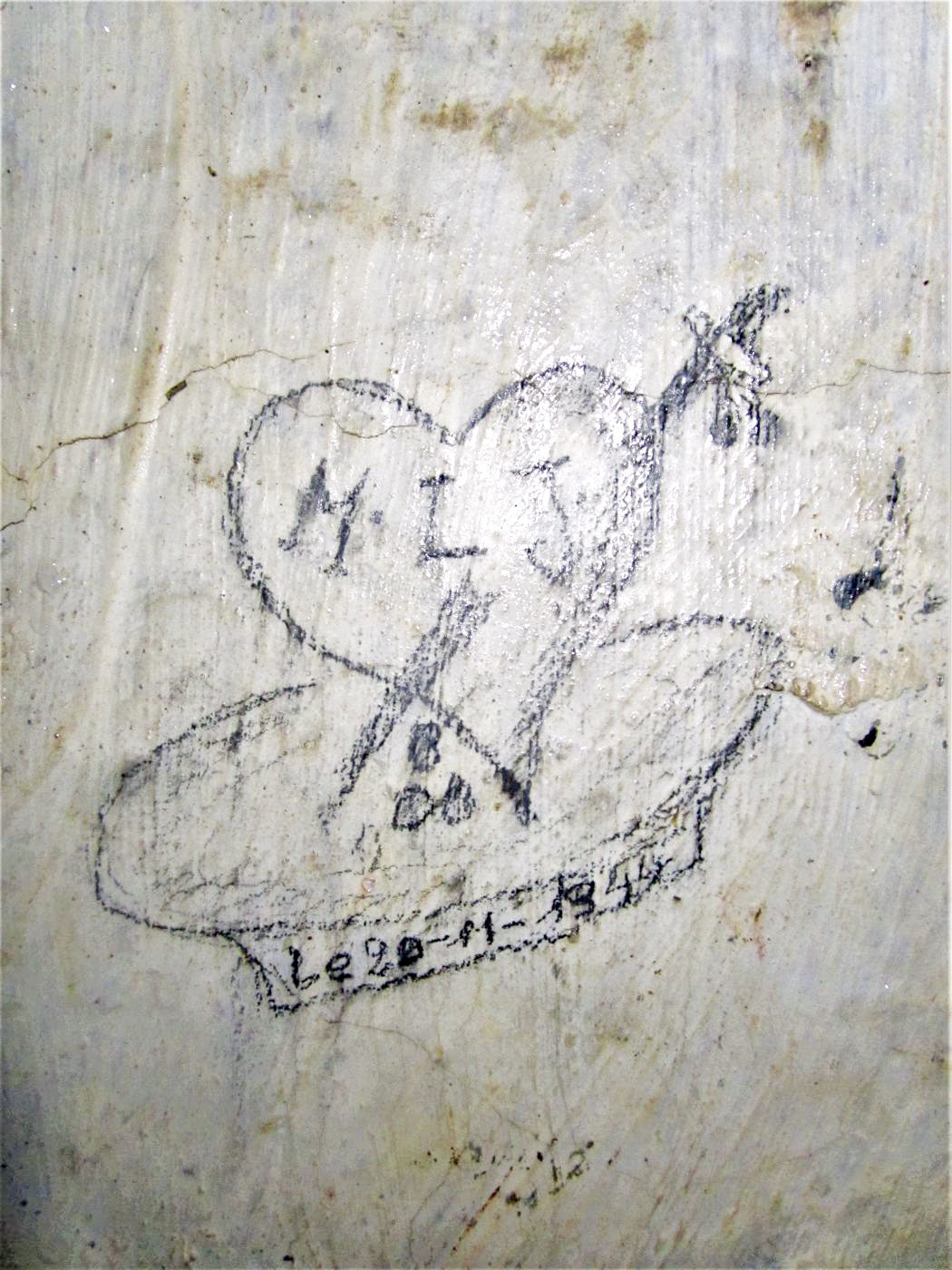 Ligne Maginot - LAVOIR - (Ouvrage d'artillerie) - Bloc 4 
Graffiti - Gregory Fuchs
