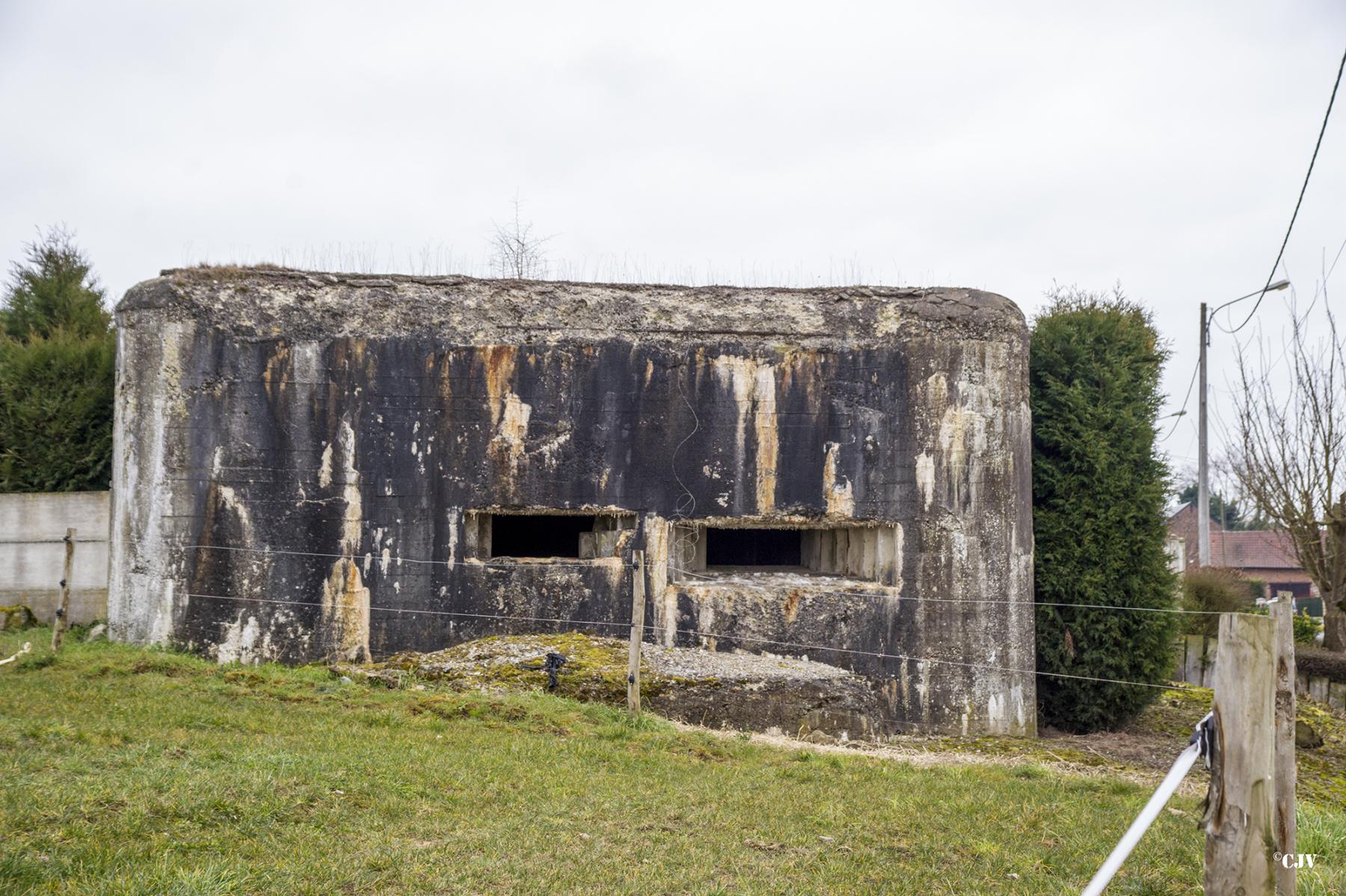 Ligne Maginot - CIMETIERE DE MAIRIEUX - (Blockhaus lourd type STG / STG-FCR - Simple) -  - Lia VERMEULEN
