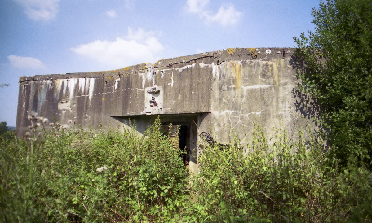 Ligne Maginot - C16 - GOMMEGNIES OUEST - (Casemate d'infanterie) -  - Valentin Hemmert