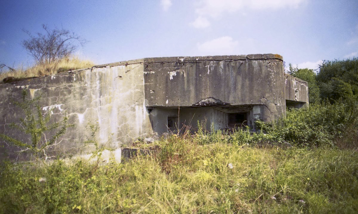 Ligne Maginot - C16 - GOMMEGNIES OUEST - (Casemate d'infanterie) -  - Valentin Hemmert