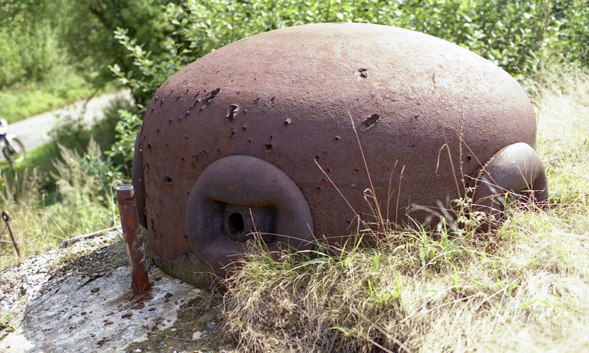 Ligne Maginot - C16 - GOMMEGNIES OUEST - (Casemate d'infanterie) -  - Valentin Hemmert