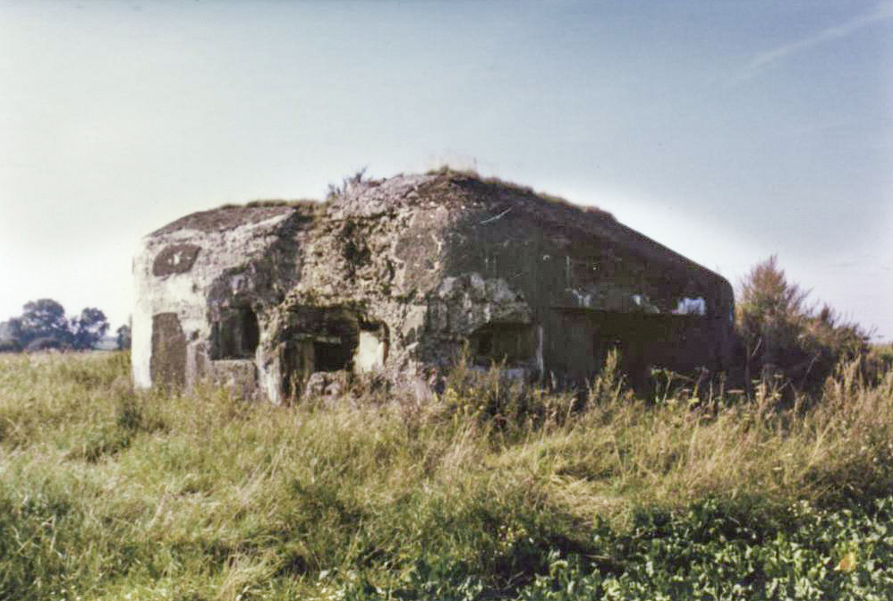 Ligne Maginot - B541 - PERCHE ROMPUE - (Blockhaus pour canon) - Vue prise du Sud-Est - legarsdunord