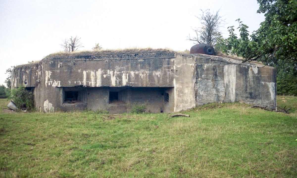 Ligne Maginot - C17 - GOMMEGNIES EST - (Casemate d'infanterie) -  - Valentin Hemmert