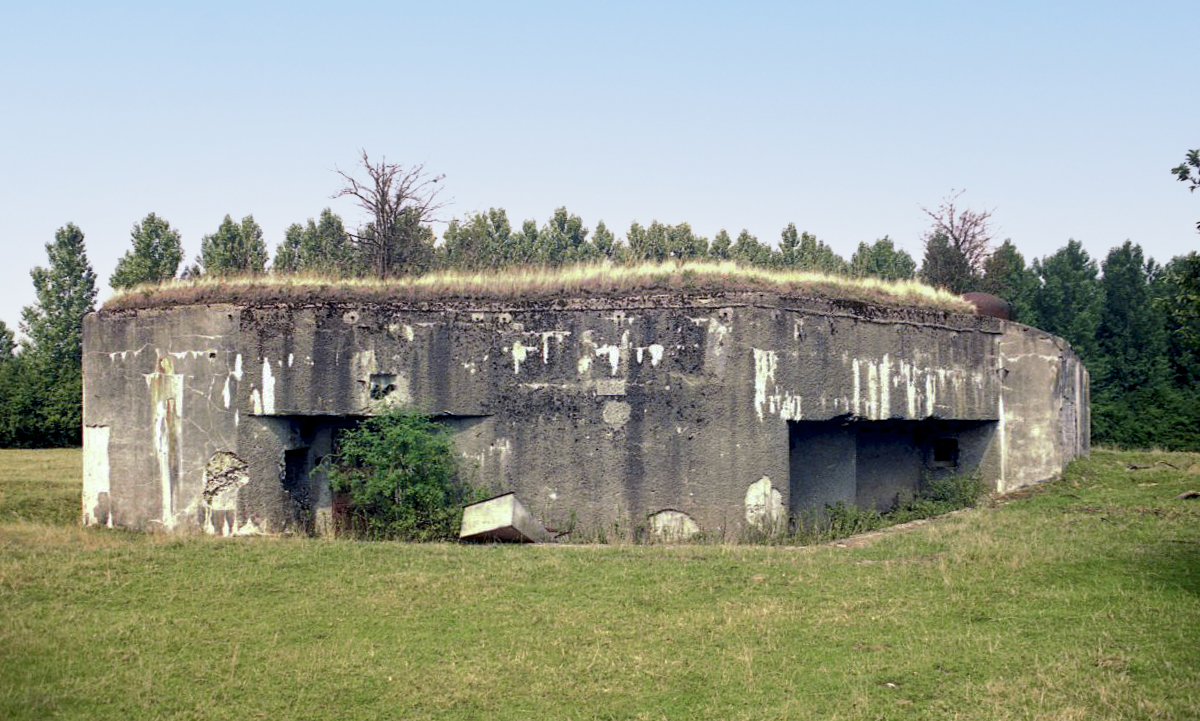 Ligne Maginot - C17 - GOMMEGNIES EST - (Casemate d'infanterie) -  - Valentin Hemmert