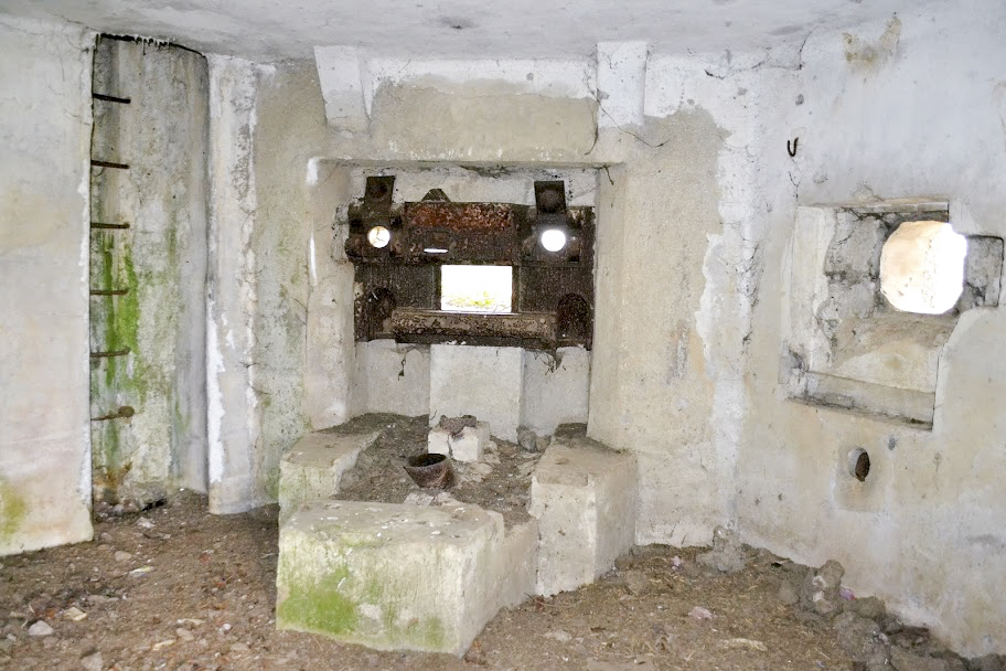 Ligne Maginot - B548 - LA RAPERIE - (Blockhaus pour canon) - La trémie Pamart-Lemaigre - PAVEL Jan