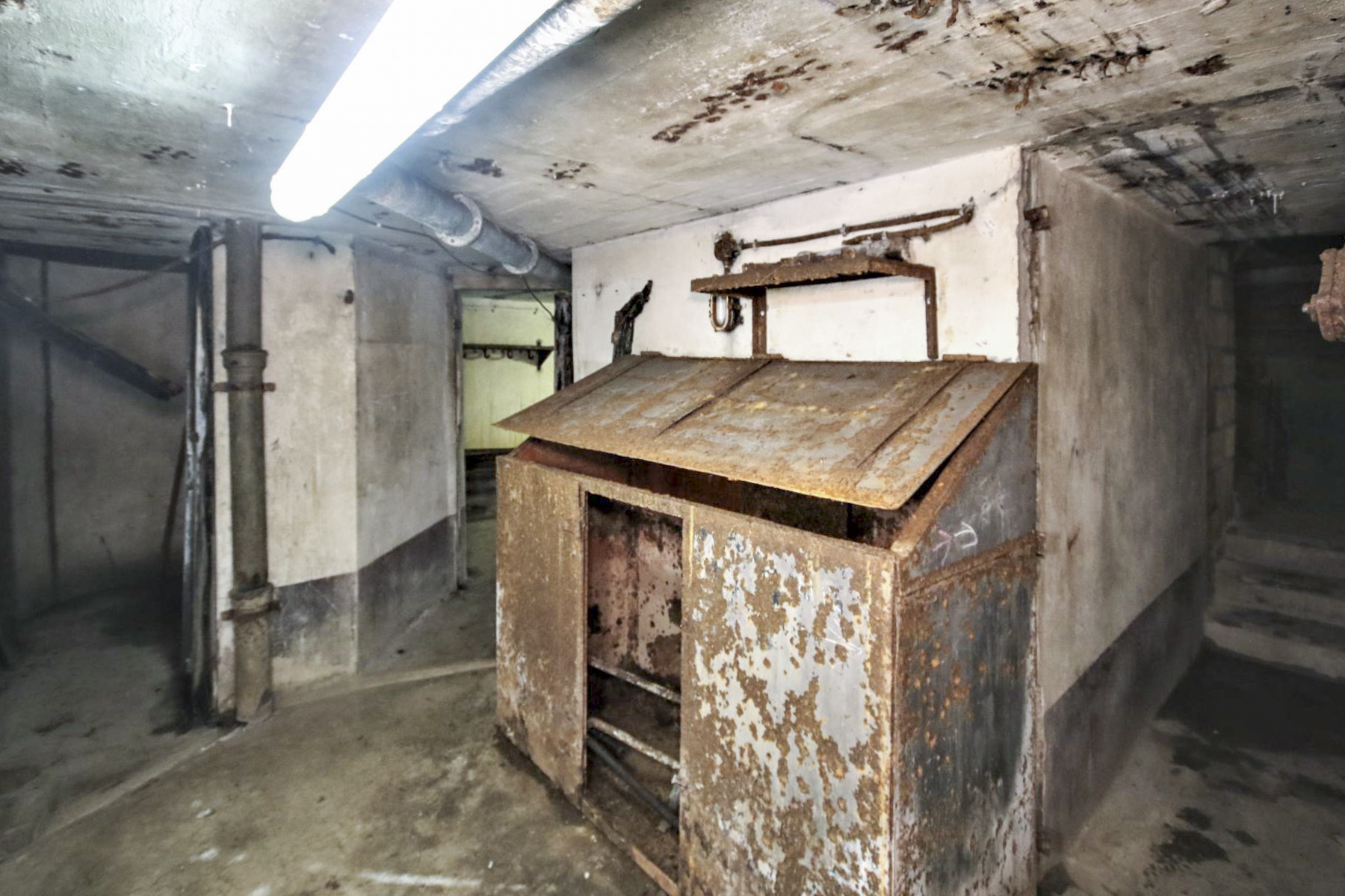 Ligne Maginot - EINSELING - A36 - (Ouvrage d'infanterie) - Etage inférieur
Bac de sable contre les feux d'hydrocarbure - Michel & Philippe ZIMMER