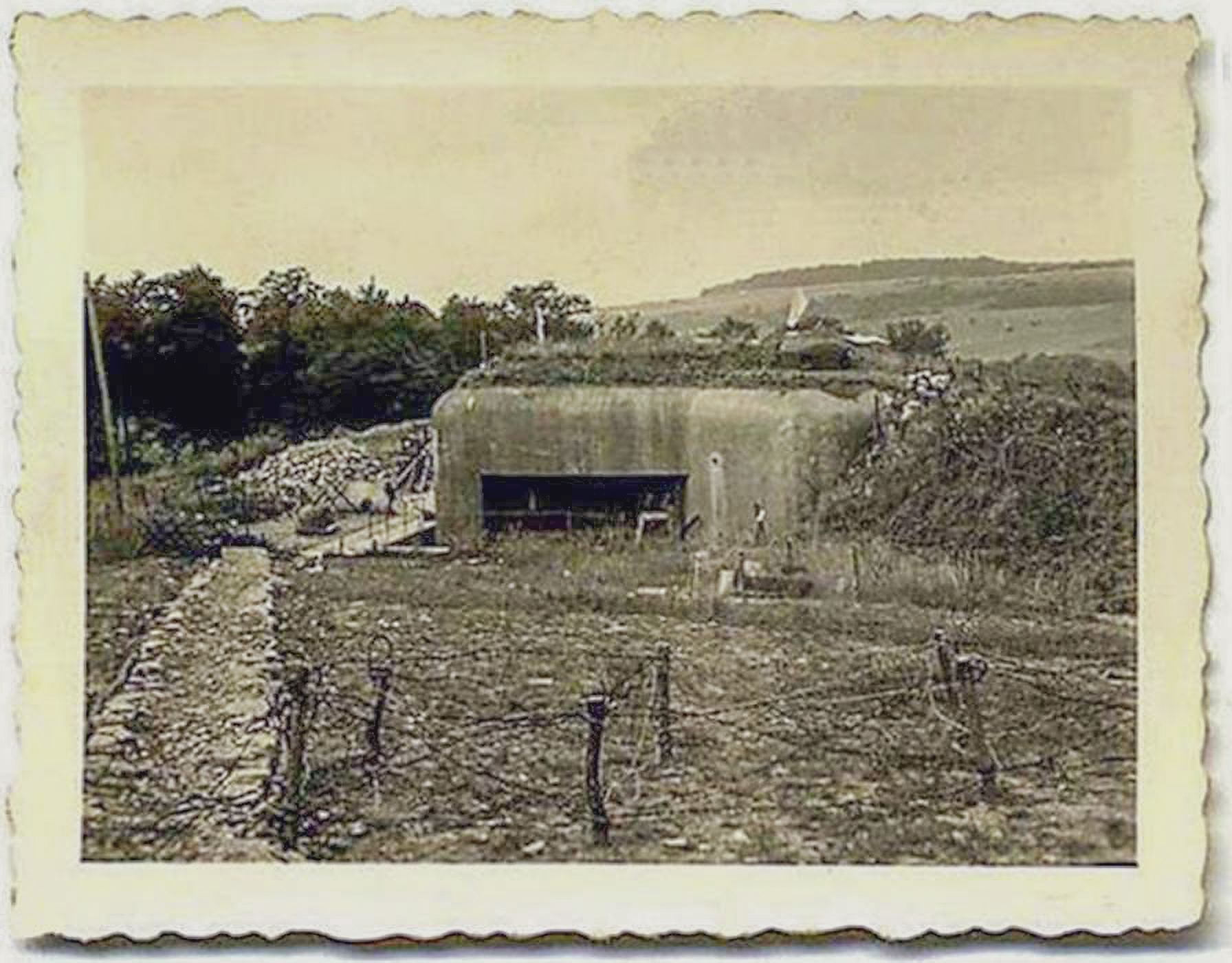 Ligne Maginot - WITTRING - (Casemate d'infanterie) - Photo datée de juillet 1940 - Inconnu