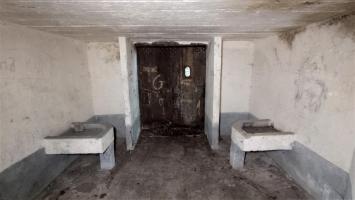 Ligne Maginot - C5 - HELIENBRUCK 1 - (Blockhaus pour canon) - L'entrée.
De part et d'autre les deux supports de bèches pour canon de 25mm