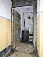 Ligne Maginot - BAMBIDERSTROFF SUD - C71 - (Casemate d'infanterie) - Sas de l'entrée gauche
Porte blindée intérieur et goulotte à grenades